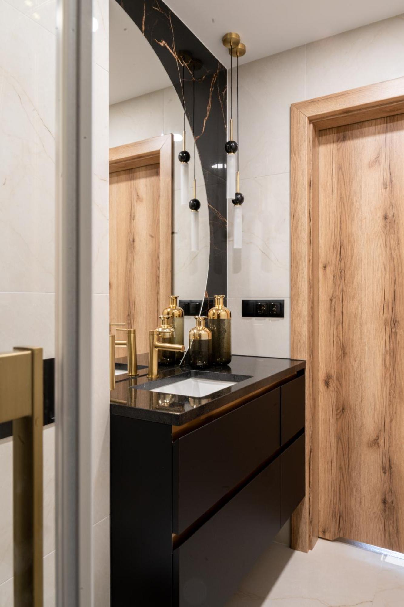 Szczyt Marzen 5 Apartzakop